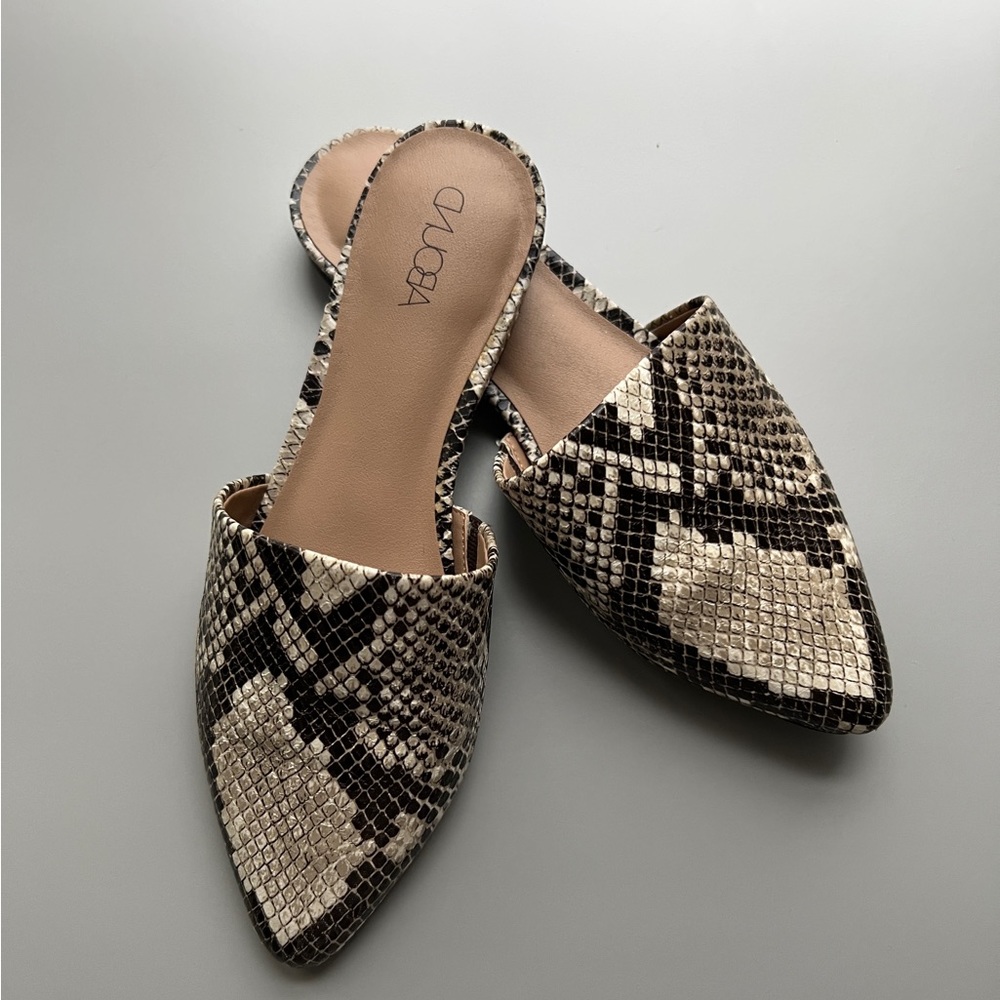Open back moccasin